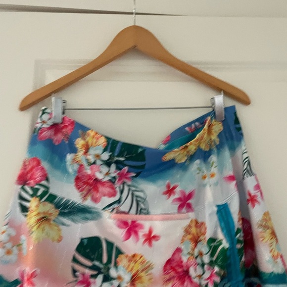 NWT Lucky in Love Tropical Bloom Floral Skort Long Length Ruched - Picture 7 of 14